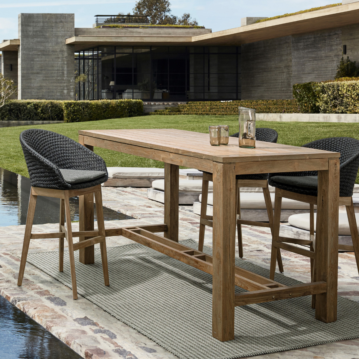 BT ZALUMA Grey elegant Polyrattan outdoor bar stool